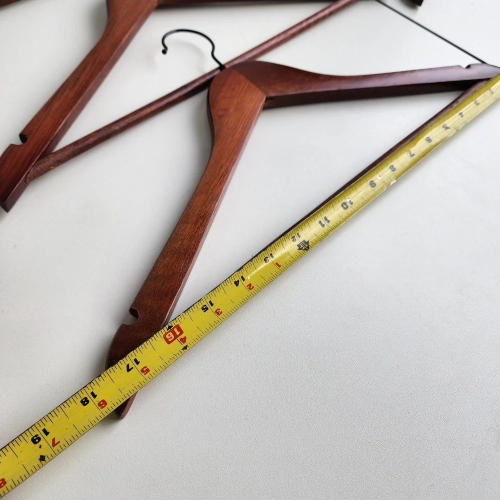 Pack Of 8 Natural WOOD HANGER 18